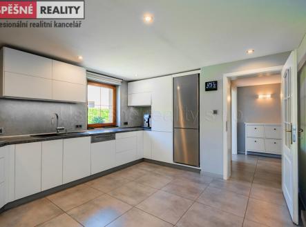 7IV03189.jpg | Prodej - dům/vila, 131 m²