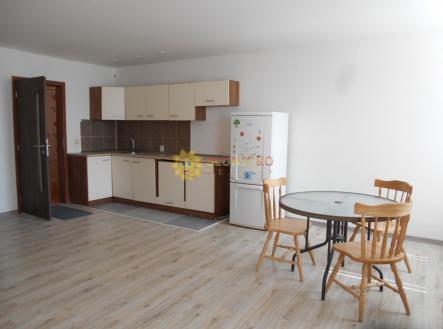 Fotka 1 | Pronájem bytu, 1+kk, 35 m²