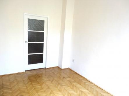Pronájem bytu, 3+1, 90 m²
