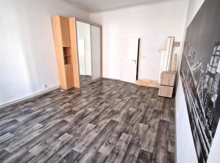 Pronájem bytu, 2+kk, 43 m²