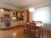 Prodej - dům/vila, 185 m²