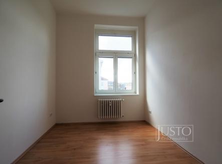 Pronájem bytu, 2+1, 72 m²