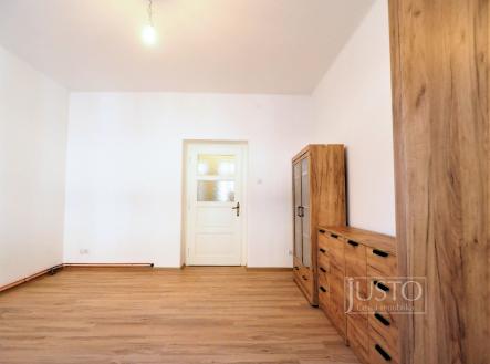 Pronájem bytu, 1+kk, 34 m²