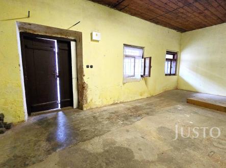 Pronájem - komerční objekt, sklad, 34 m²
