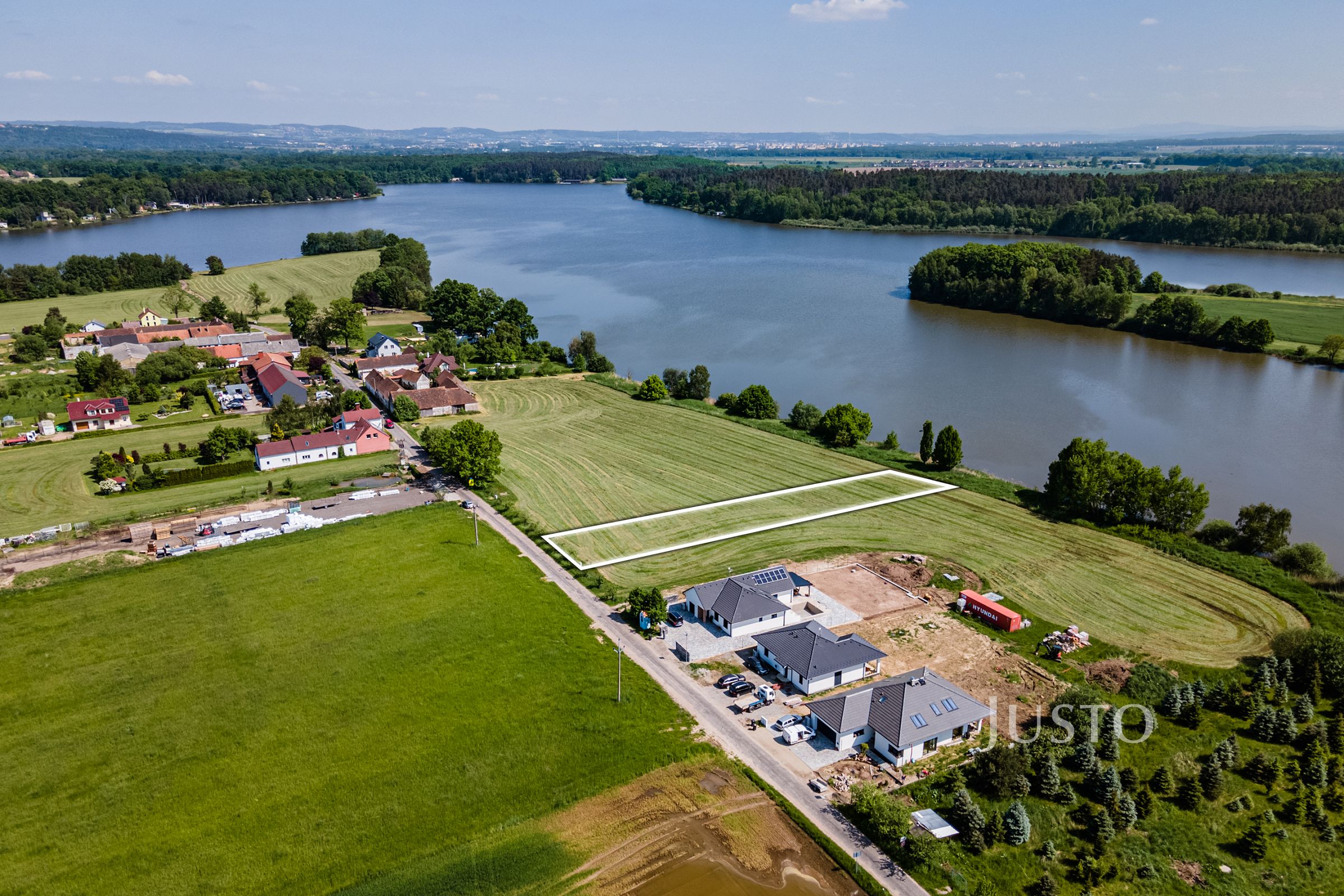 Prodej pozemku, 2368 m², Zálužice u Českých Budějovic