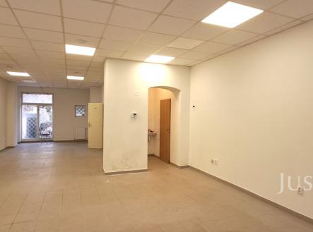 Pronájem - kanceláře, 80 m²