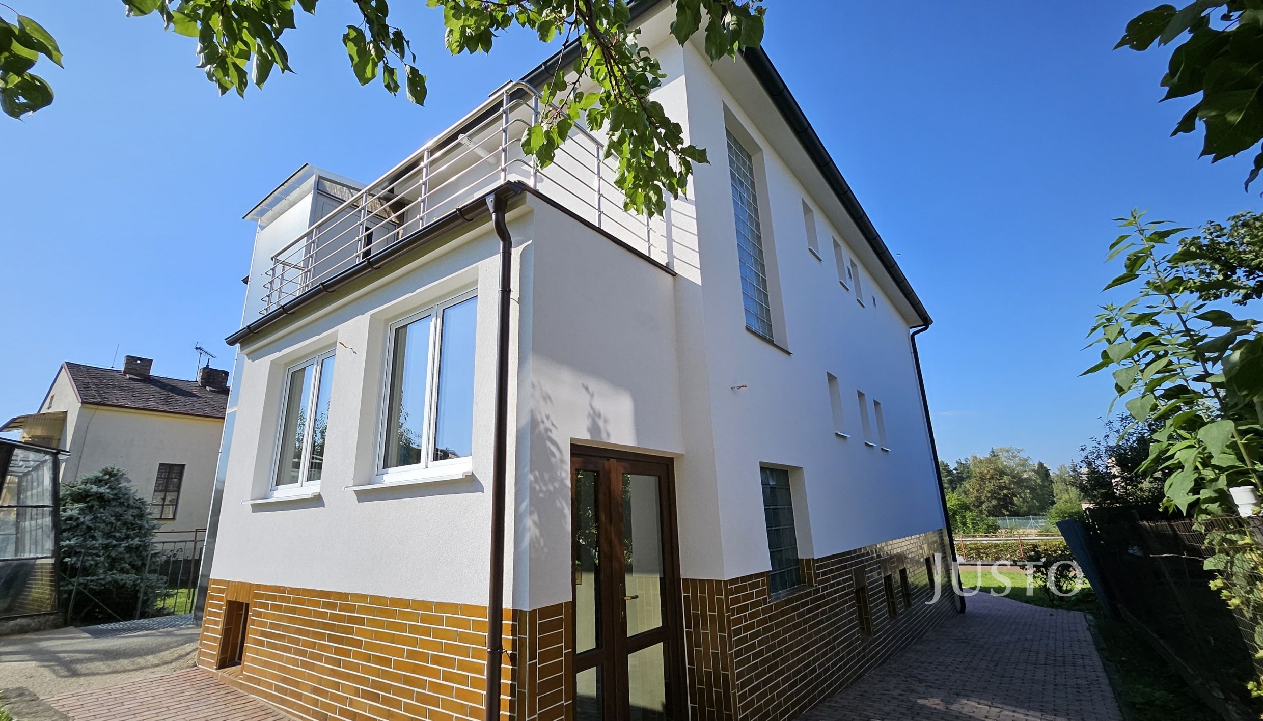 Prodej dvougeneračního rodinného domu, 426 m² Písek - Zborovská