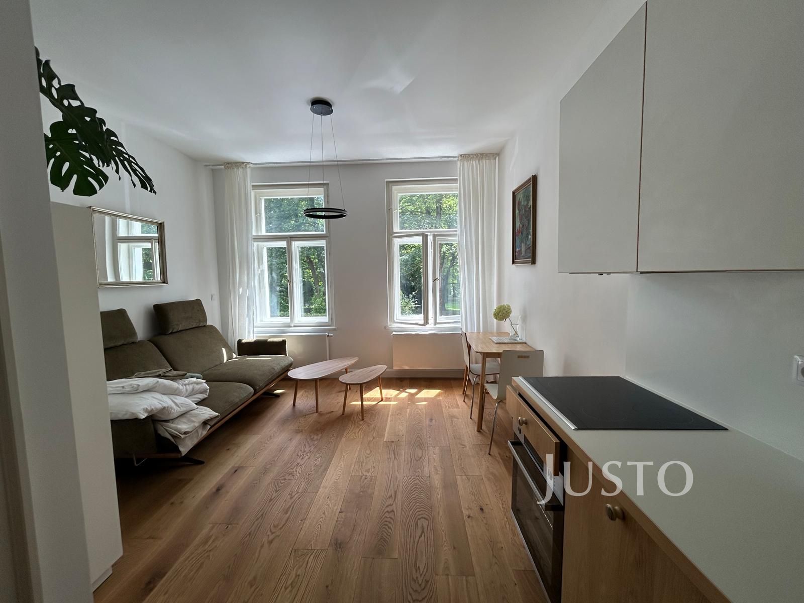 Pronájem 2+kk, 53 m², Písek - Mírové nám.