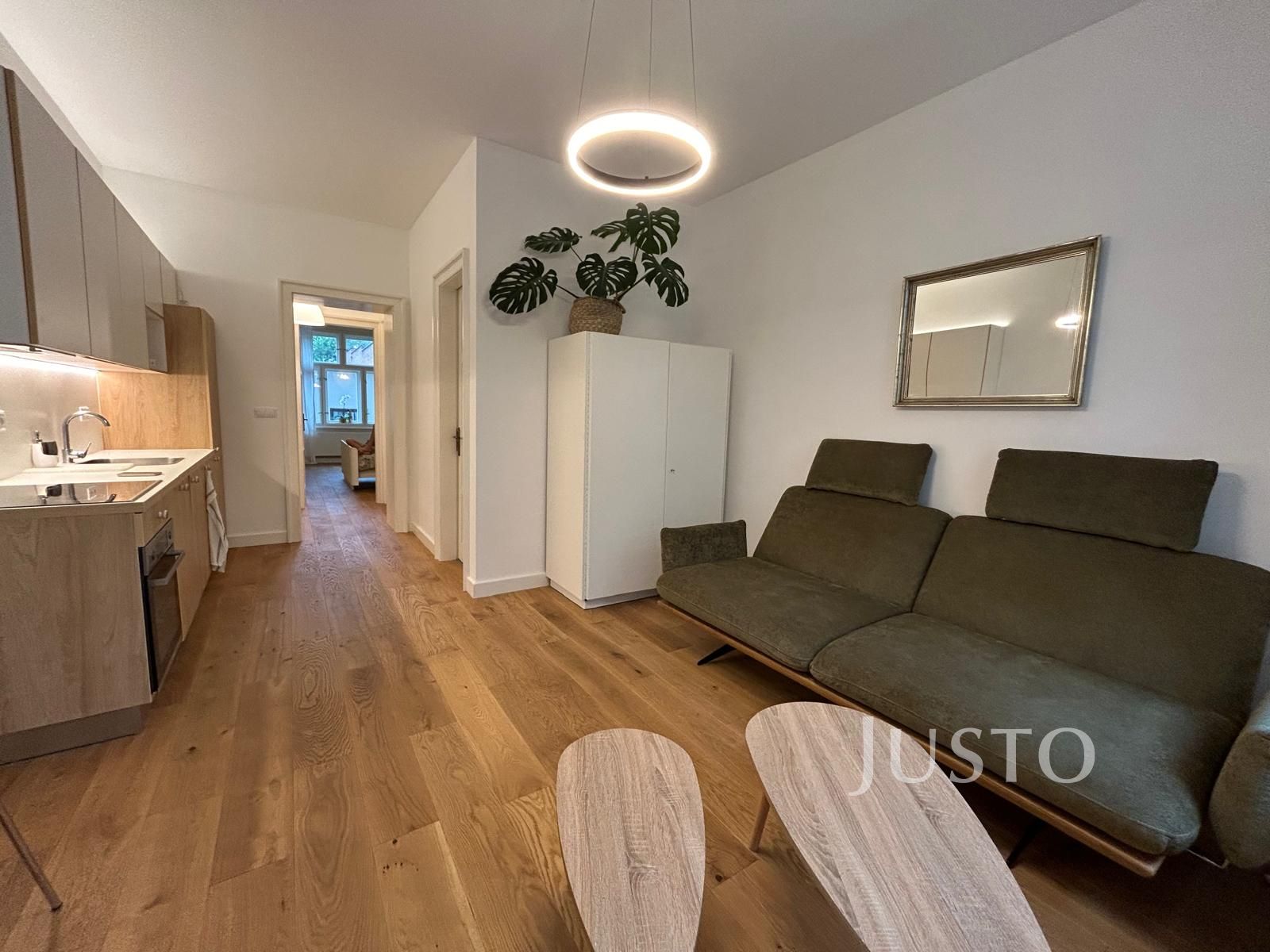 Pronájem 2+kk, 53 m², Písek - Mírové nám.