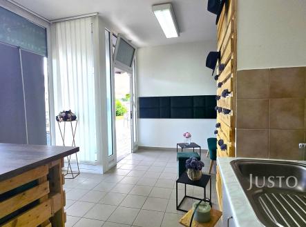 Pronájem - kanceláře, 16 m²
