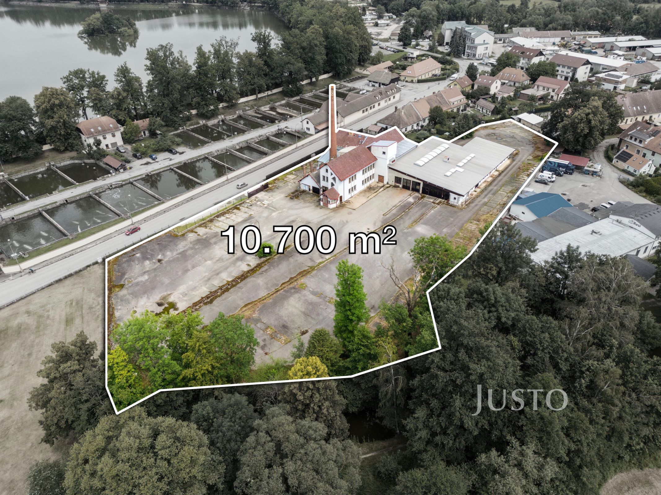 Prodej areálu 10 759 m², Třeboň