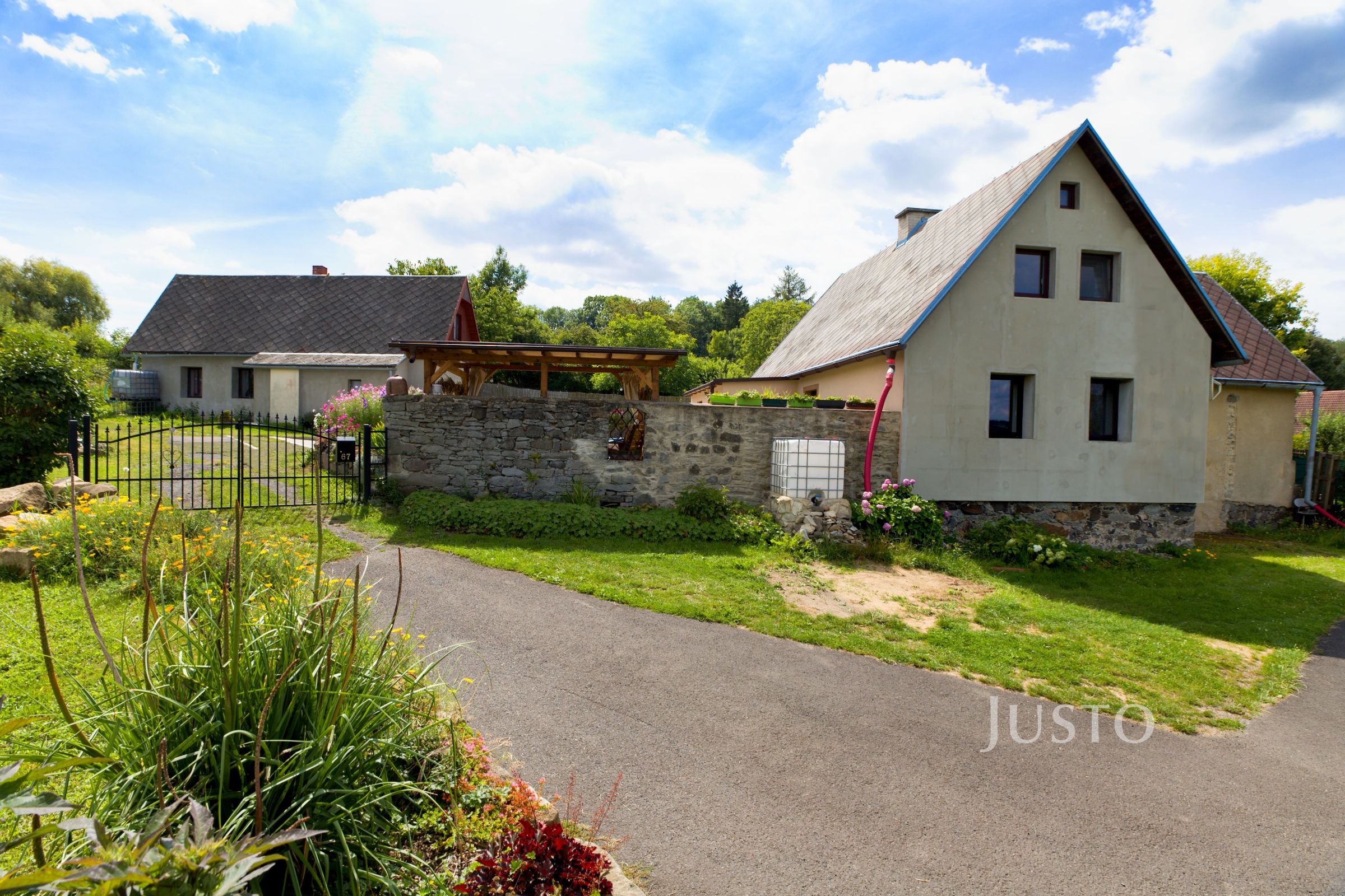 Prodej rodinného domu 134 m², 868 m², Lovečkovice - Touchořiny