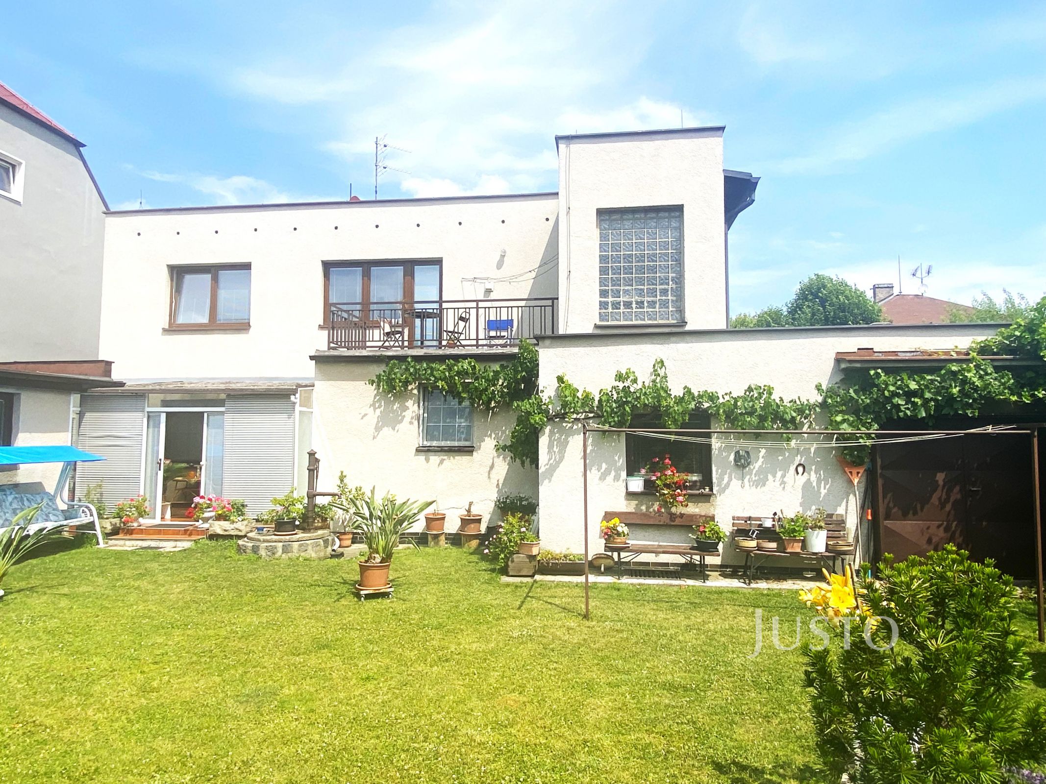 Prodej RD, 201 m², garáž, sklep, přístavba, zahrada 584 m², Praha 9 - Čakovice