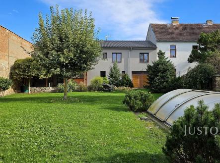 Prodej - dům/vila, 278 m²