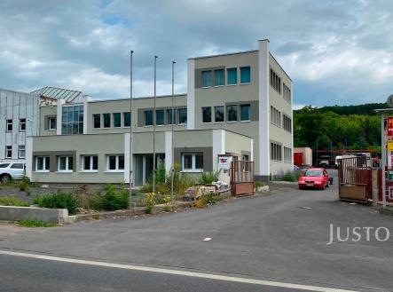 Pronájem - kanceláře, 72 m²