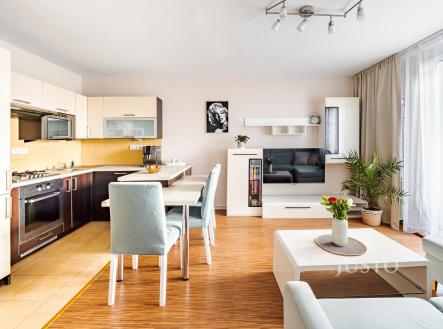 Pronájem bytu, 3+kk, 54 m²