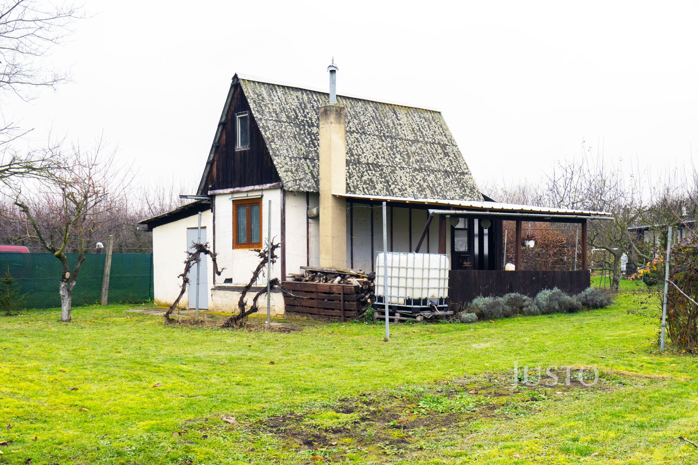 Prodej chaty, Slaný