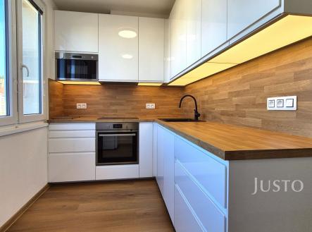 Pronájem bytu, 3+1, 65 m²