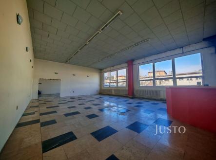 Pronájem - komerční objekt, výroba, 146 m²