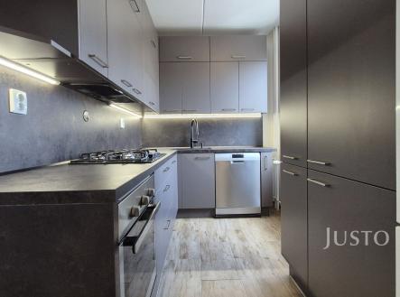 Pronájem bytu, 3+1, 67 m²
