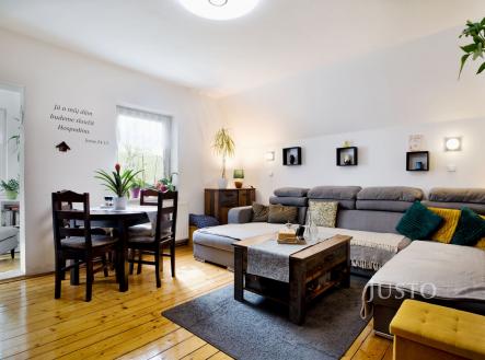 Prodej - dům/vila, 212 m²