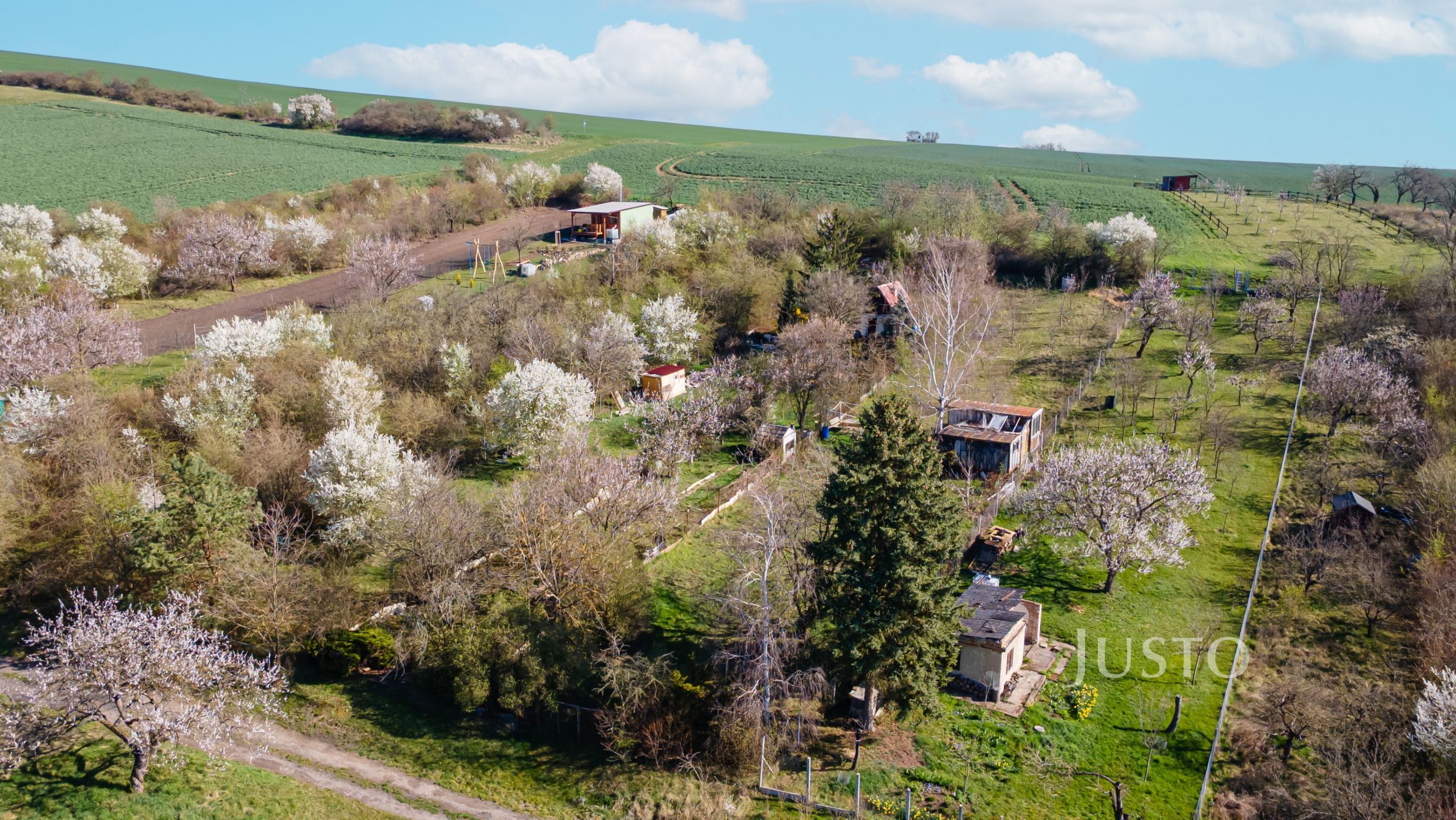 Prodej chaty, 27 m²(682 m²), Hostěrádky
