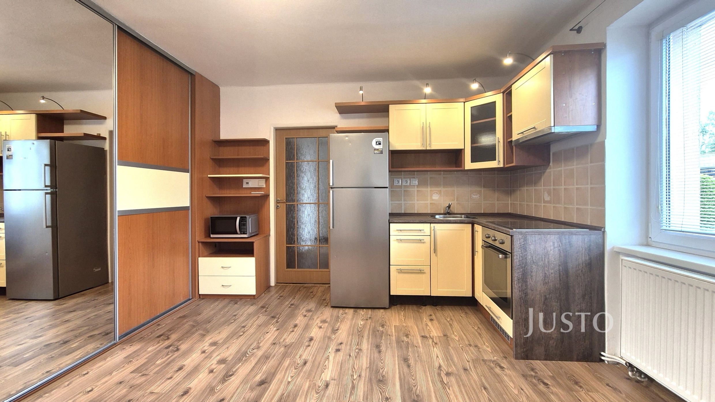 Pronájem 2+kk, 38 m², Písek - Nádražní