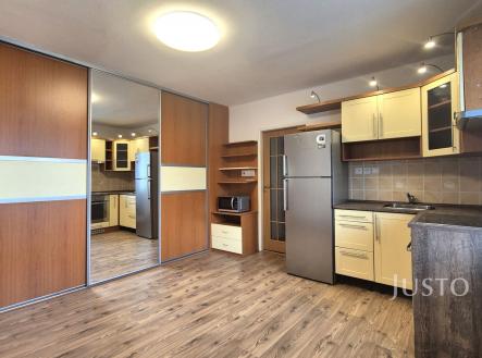 Pronájem bytu, 2+kk, 38 m²