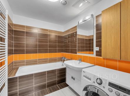 Pronájem bytu, 3+kk, 76 m²