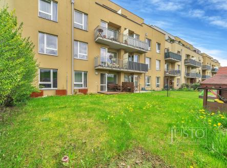 Pronájem bytu, 3+kk, 76 m²