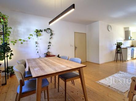 Prodej - dům/vila, 252 m²