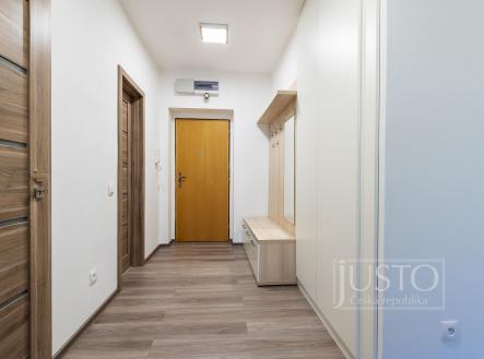 Pronájem bytu, 2+kk, 45 m²