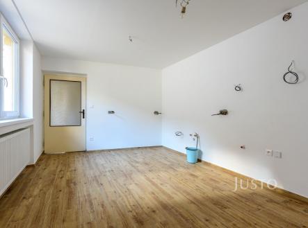 Prodej - dům/vila, 241 m²