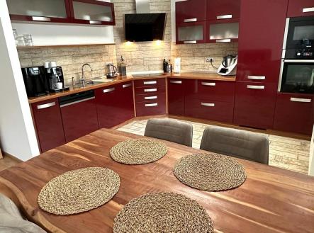 Pronájem bytu, 3+kk, 89,8 m²