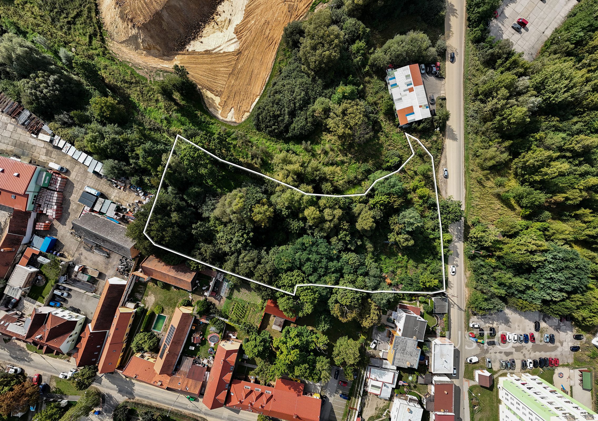Prodej pozemků Kněžské Dvory, 6476 m²