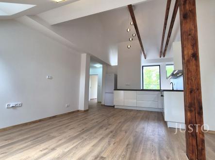 Pronájem bytu, 2+kk, 78,2 m²
