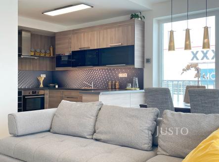 Prodej bytu, 3+kk, 92 m²