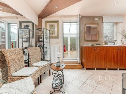 Prodej - kanceláře, 290 m²