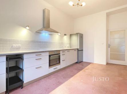 Pronájem bytu, 2+1, 87 m²