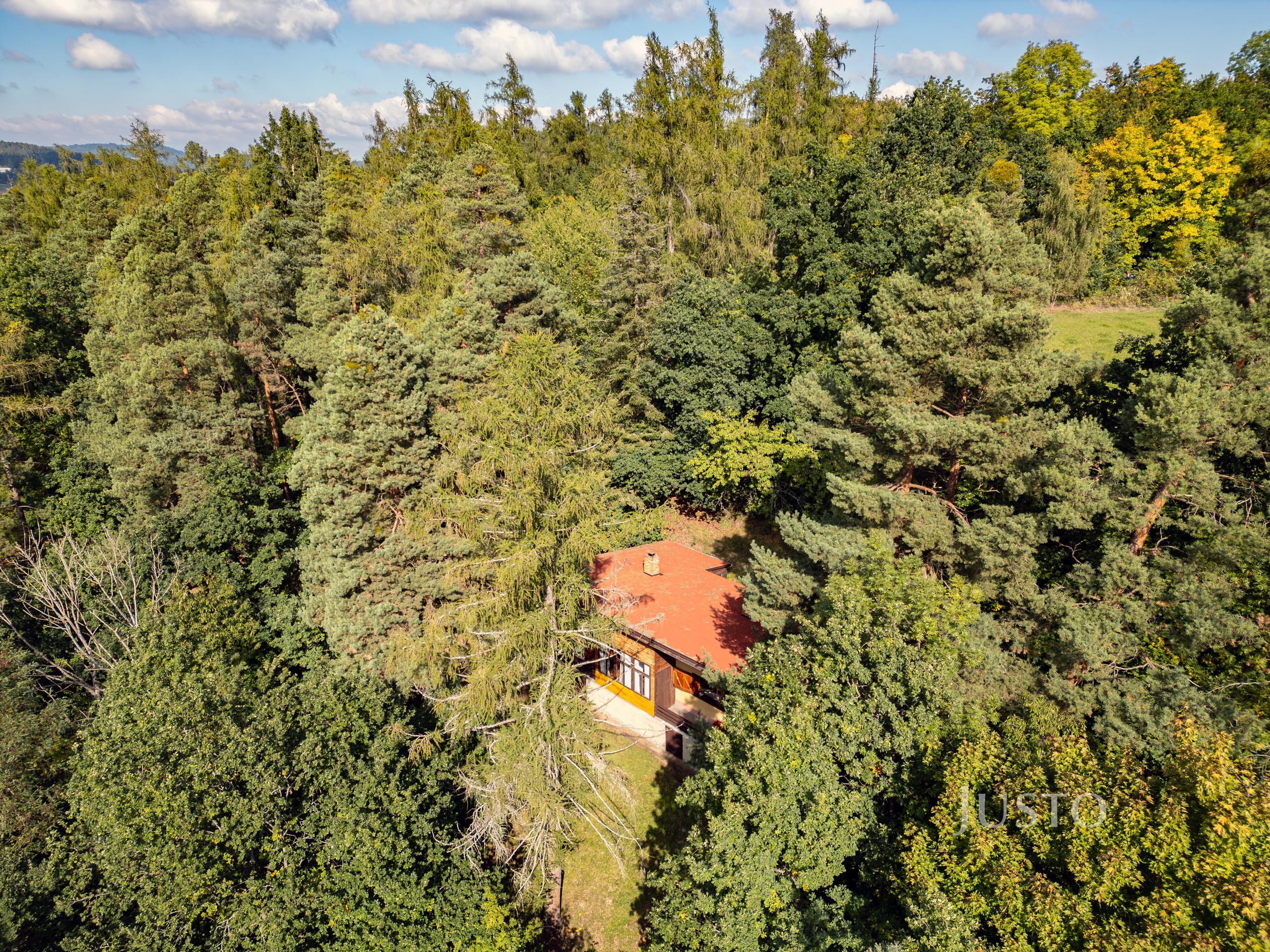 Prodej chaty 30 m² s pozemkem 94 m²