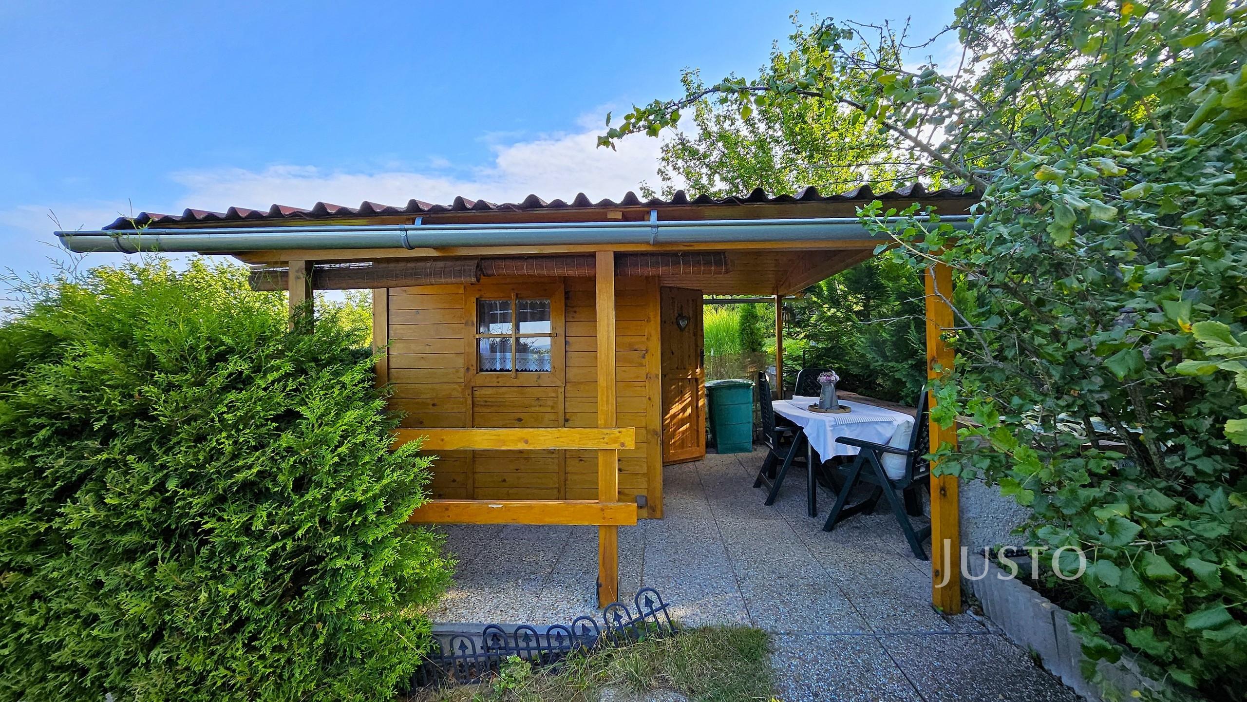 Prodej chaty 20 m² s pozemkem 322 m²