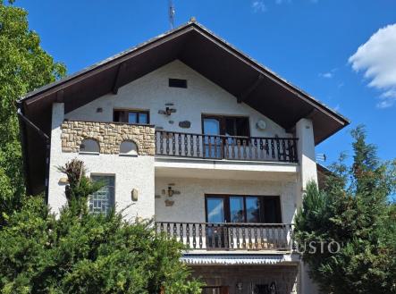 Prodej - dům/vila, 214 m²