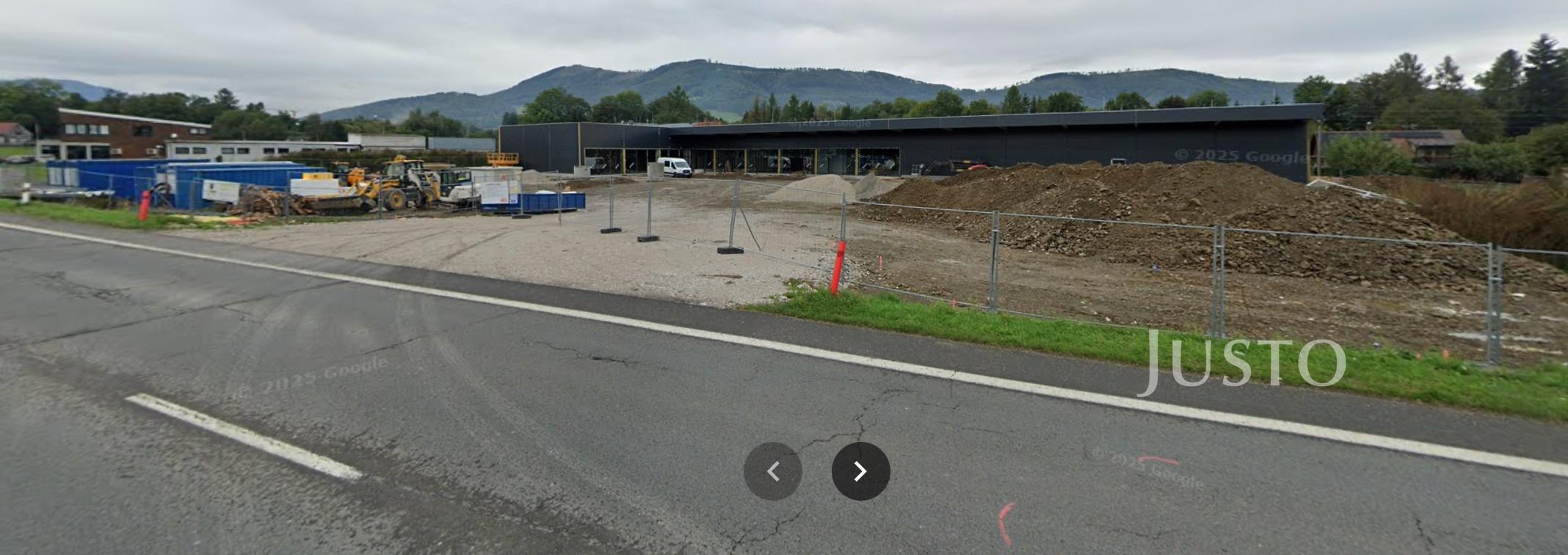 Pronájem obchodních prostor 160 m²