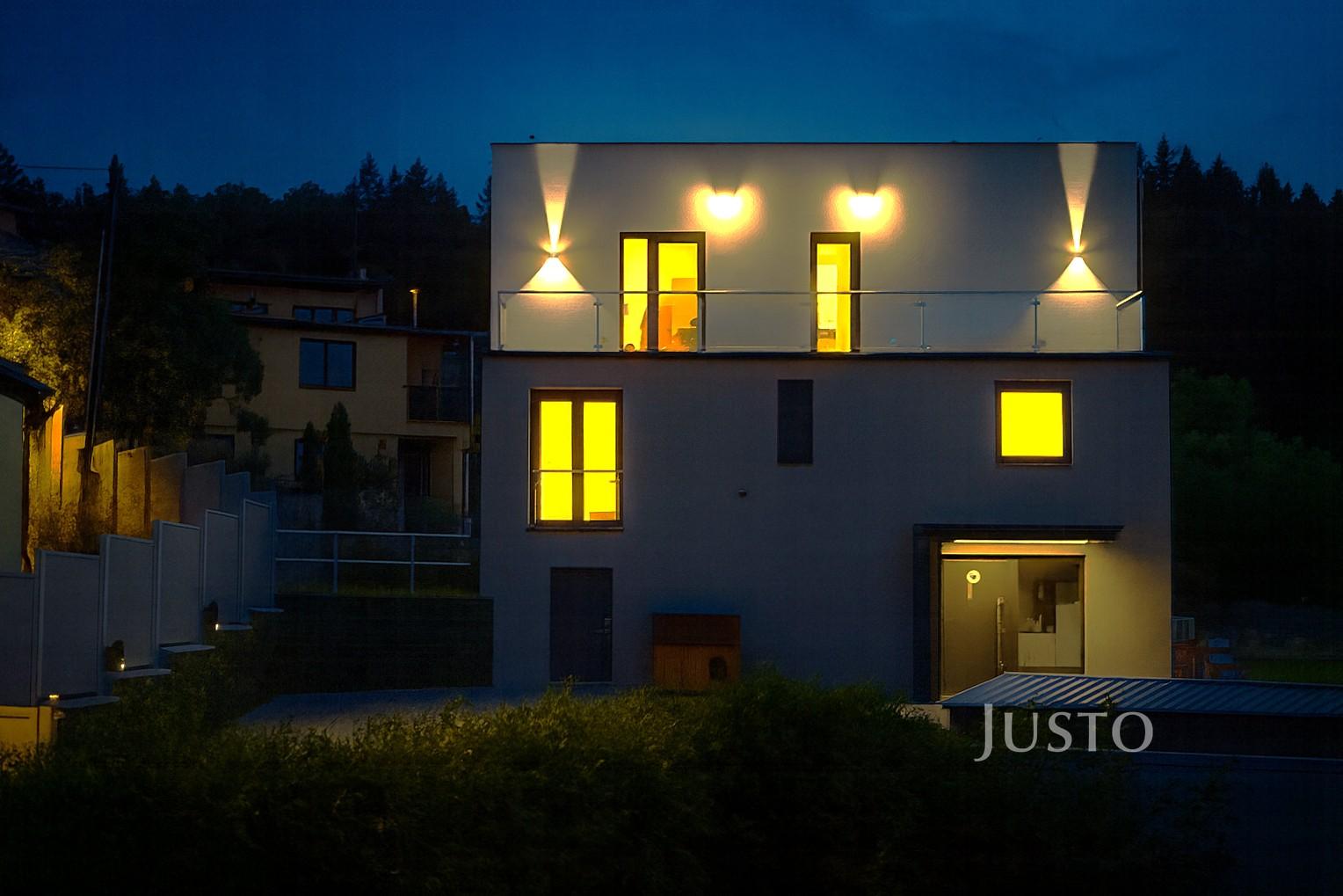 Prodej rodinného domu 276 m² s pozemkem 1398 m² + terasa 18 m² + lodžie