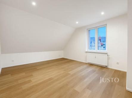 Pronájem bytu, 2+1, 61 m²