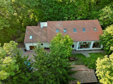 Prodej - kanceláře, 250 m²