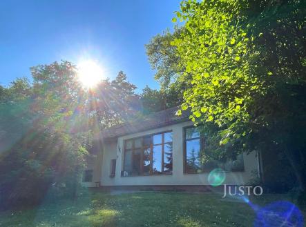 Prodej - kanceláře, 250 m²