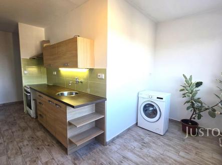 Pronájem bytu, 2+1, 58 m²