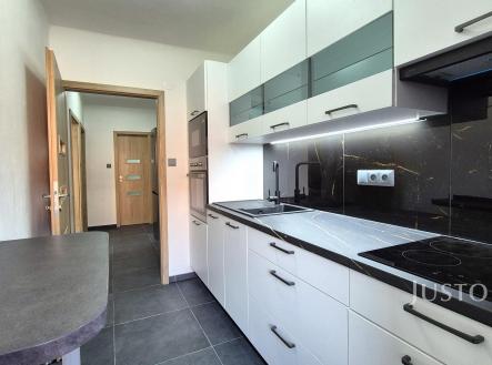 Pronájem bytu, 2+1, 50 m²