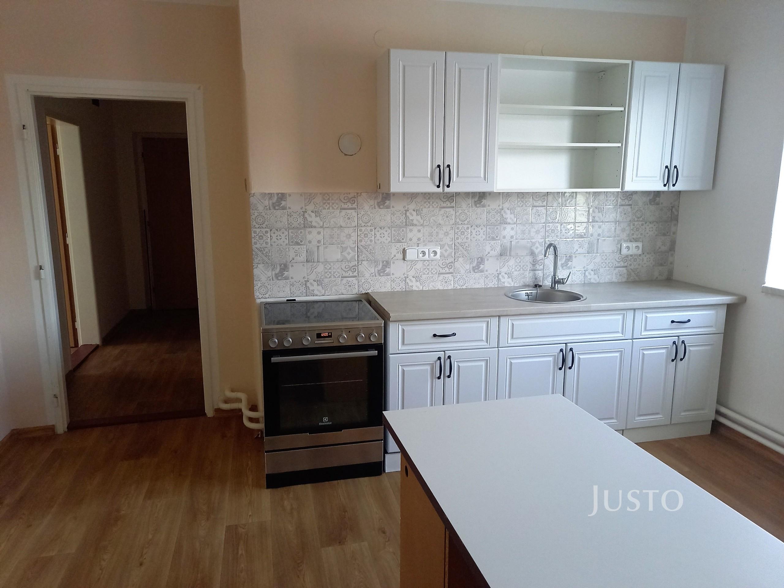 Prodej 2+1+Z, 67 m2, Ražice